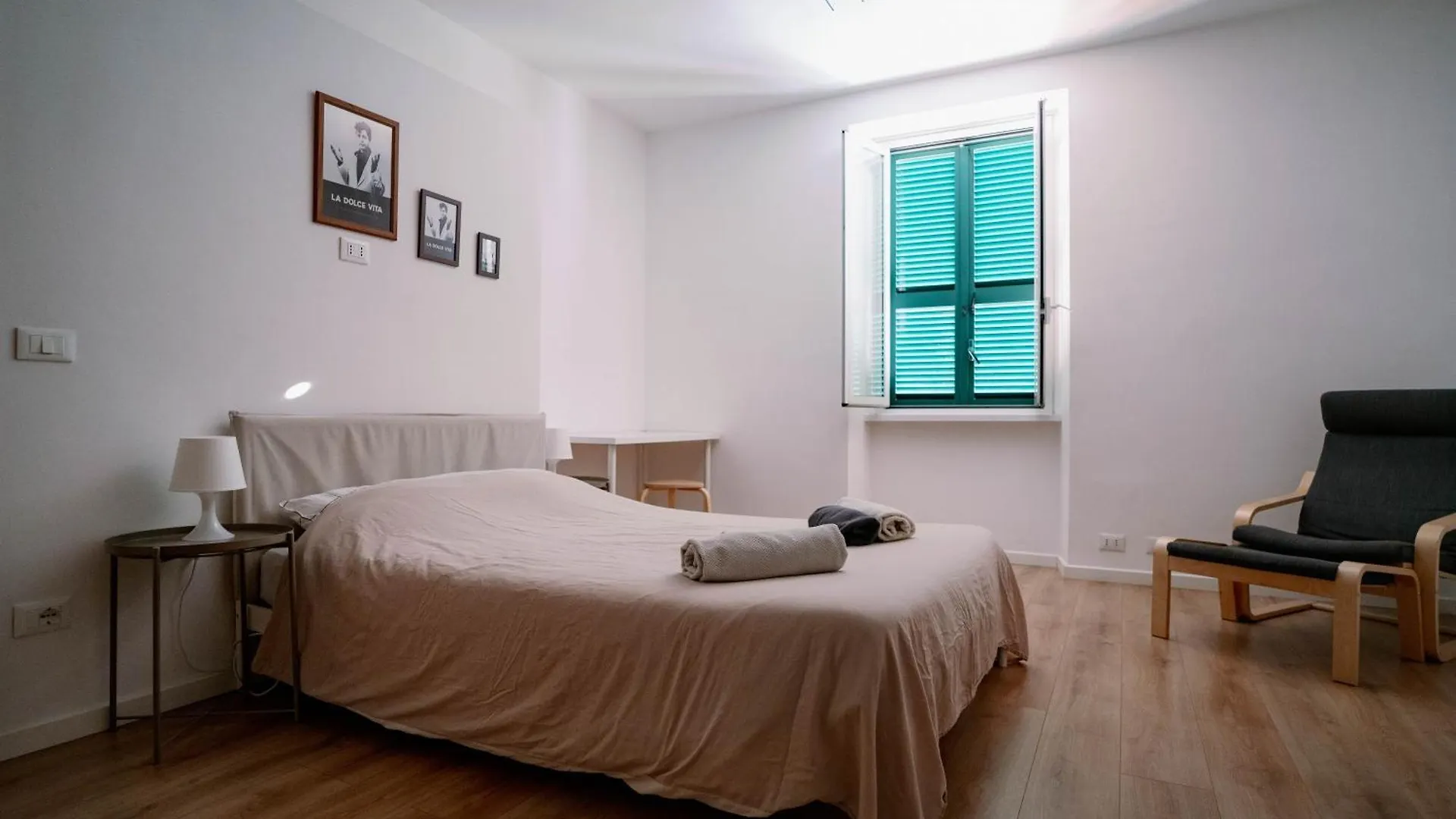 La Dolce Vita Rooms Rome 0*,  Italy